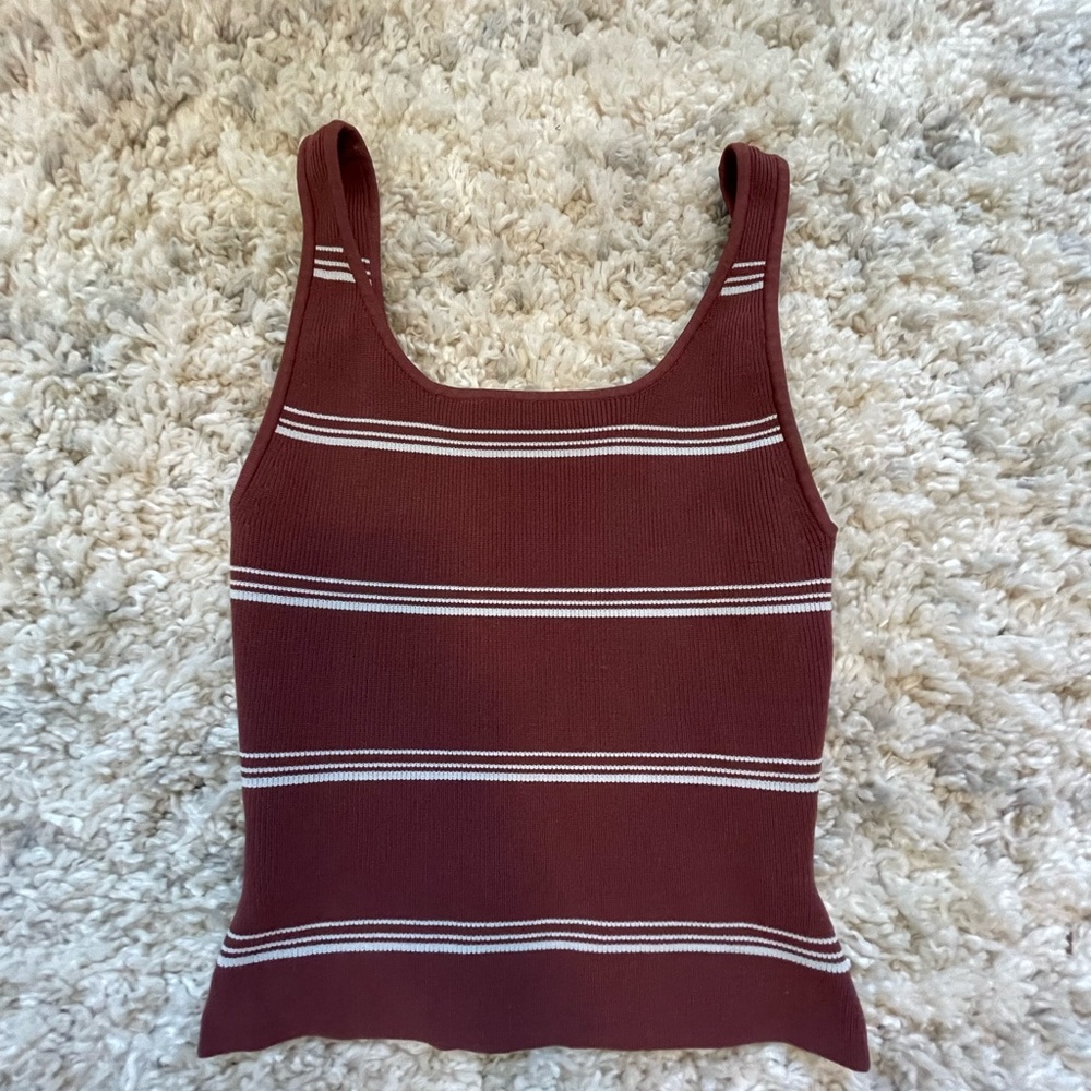Aritzia Babaton Square Neck Sculpt Knit Tank